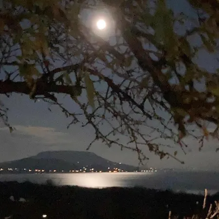别墅 Panorama Balaton *